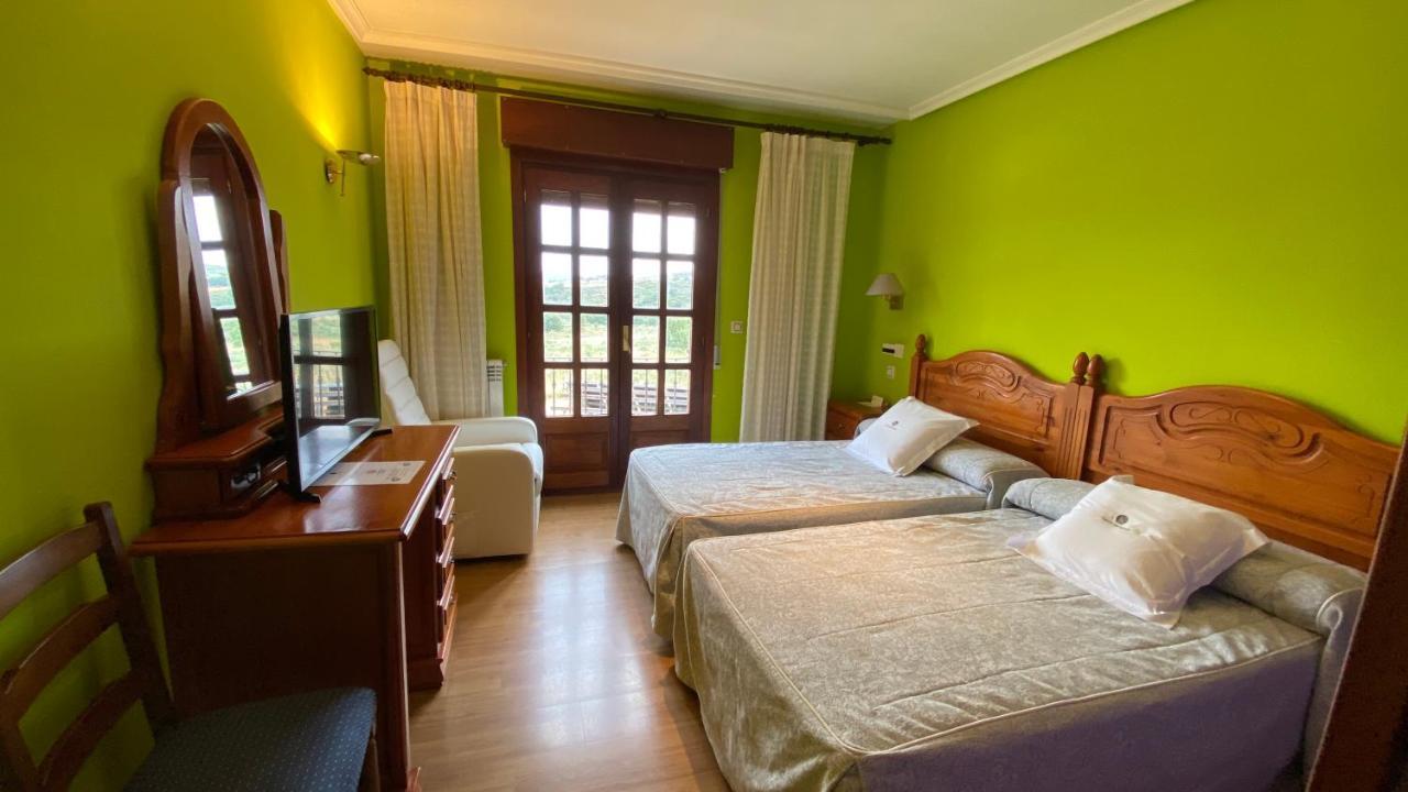 Hotel Tierra De Lobos Puebla de Sanabria Zewnętrze zdjęcie