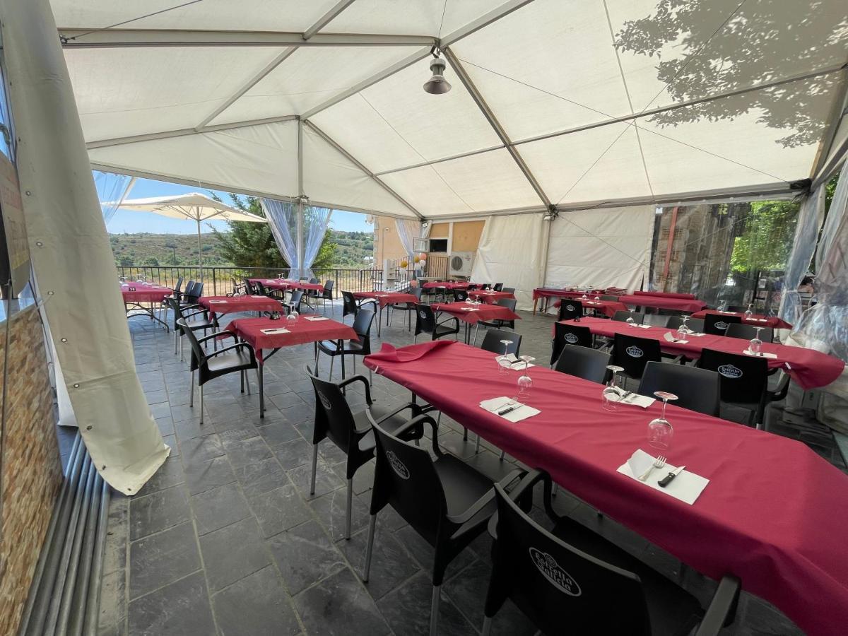 Hotel Tierra De Lobos Puebla de Sanabria Zewnętrze zdjęcie