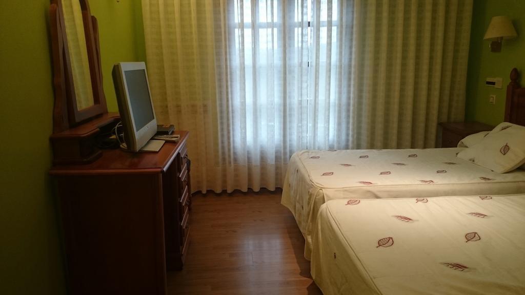 Hotel Tierra De Lobos Puebla de Sanabria Zewnętrze zdjęcie