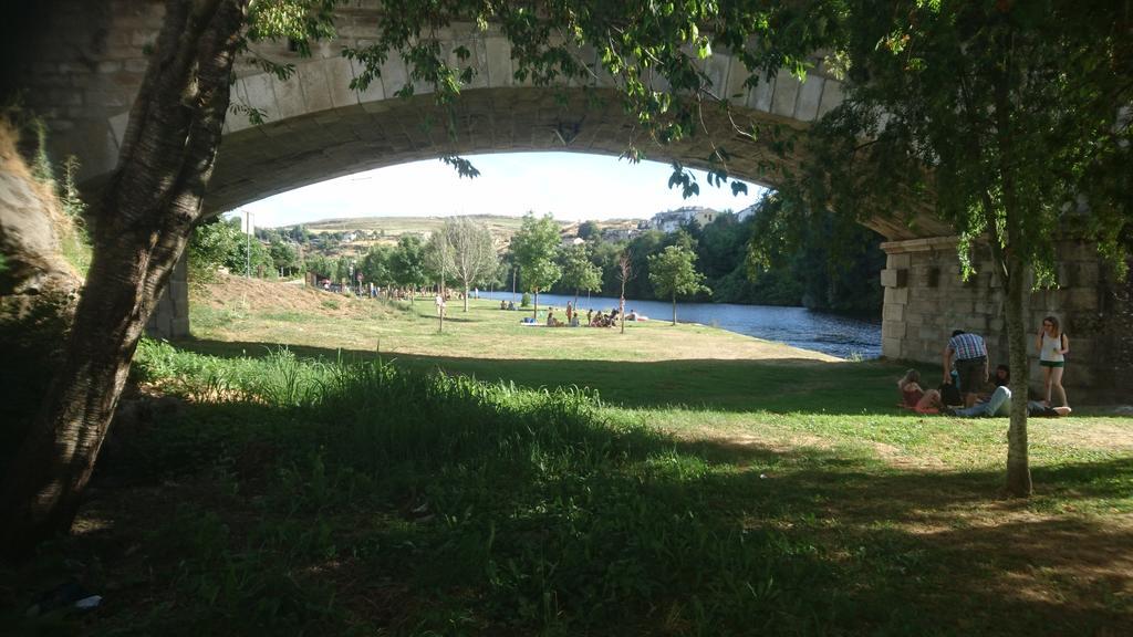 Hotel Tierra De Lobos Puebla de Sanabria Zewnętrze zdjęcie